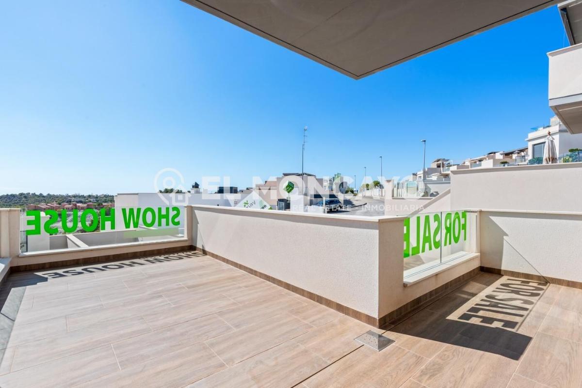 Bungalow in San Miguel de Salinas, Alicante, Spain 3 bedrooms, 92 sq.m. No. 148957