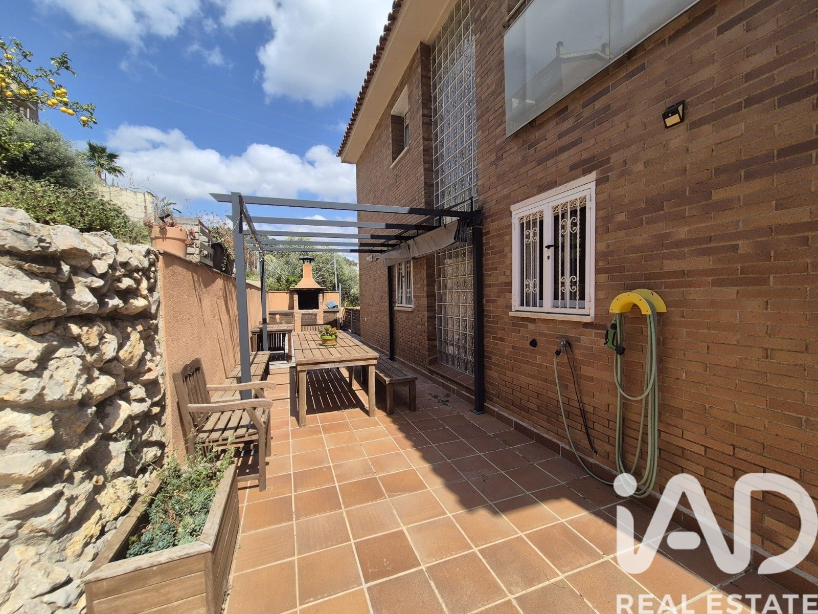 Hus i Cubelles, Barcelona, Spanien 4 sovrum, 285 kvm. Nr. 172207