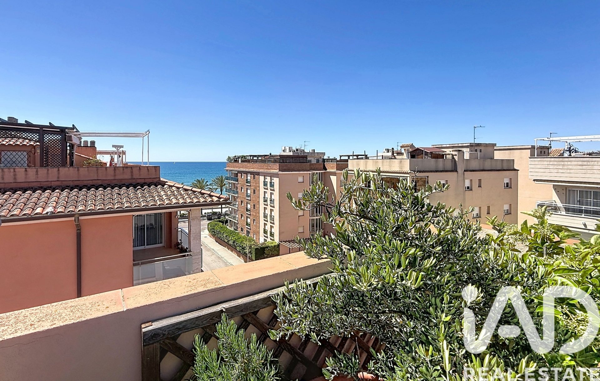 Kattohuoneisto Calafell, Tarragona, Espanja 3 makuuhuonetta, 114 m2 No. 172291