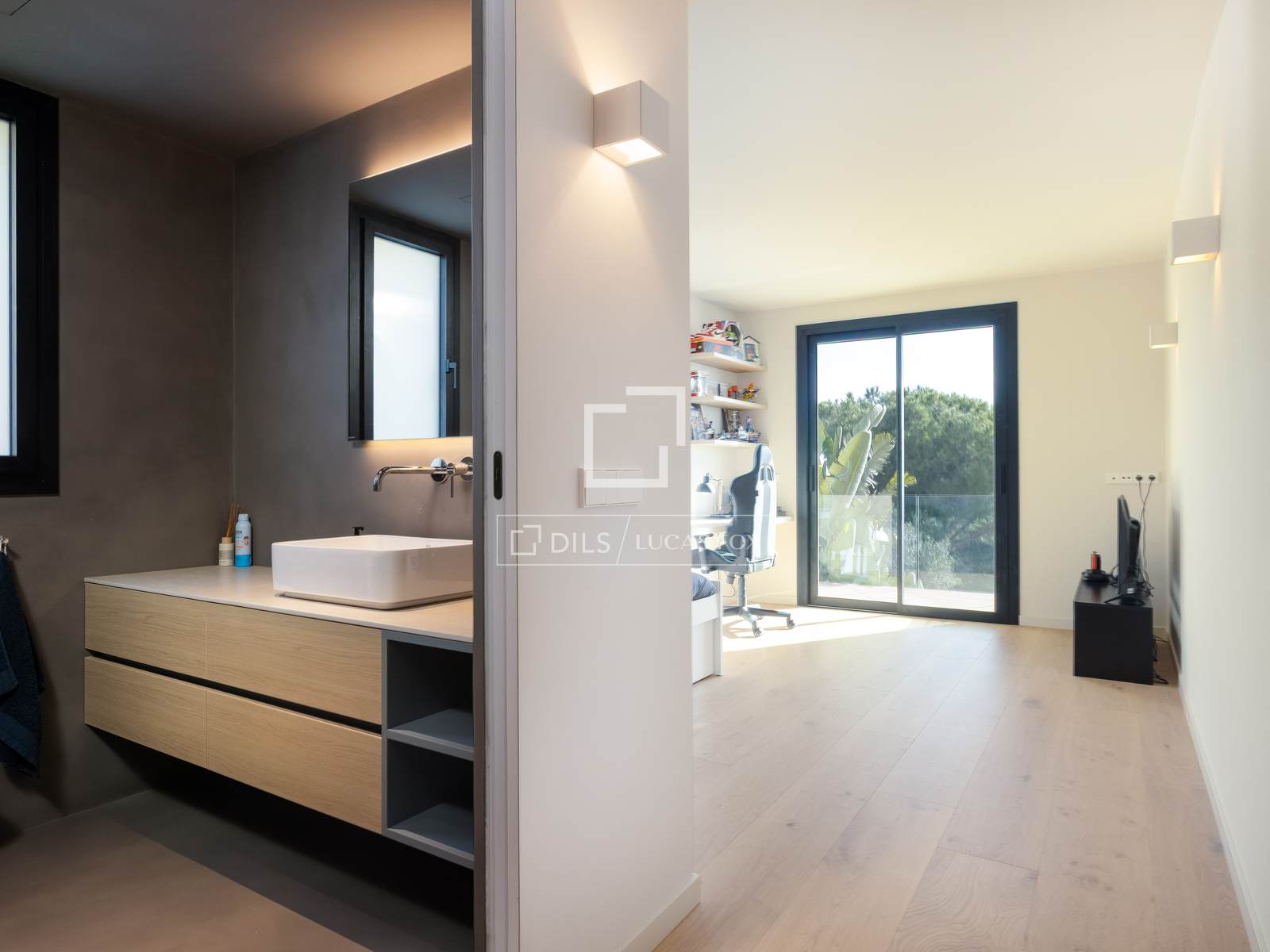 Villa in Cabrils, Barcelona, Spain 5 bedrooms, 712 sq.m. No. 161449