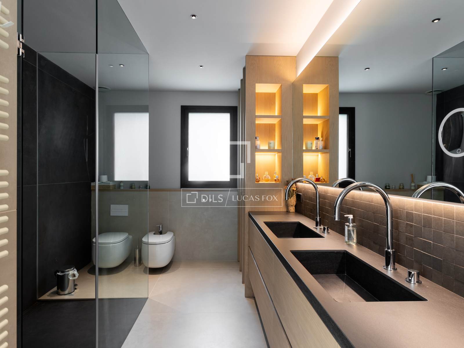 Villa in Cabrils, Barcelona, Spain 5 bedrooms, 712 sq.m. No. 161449