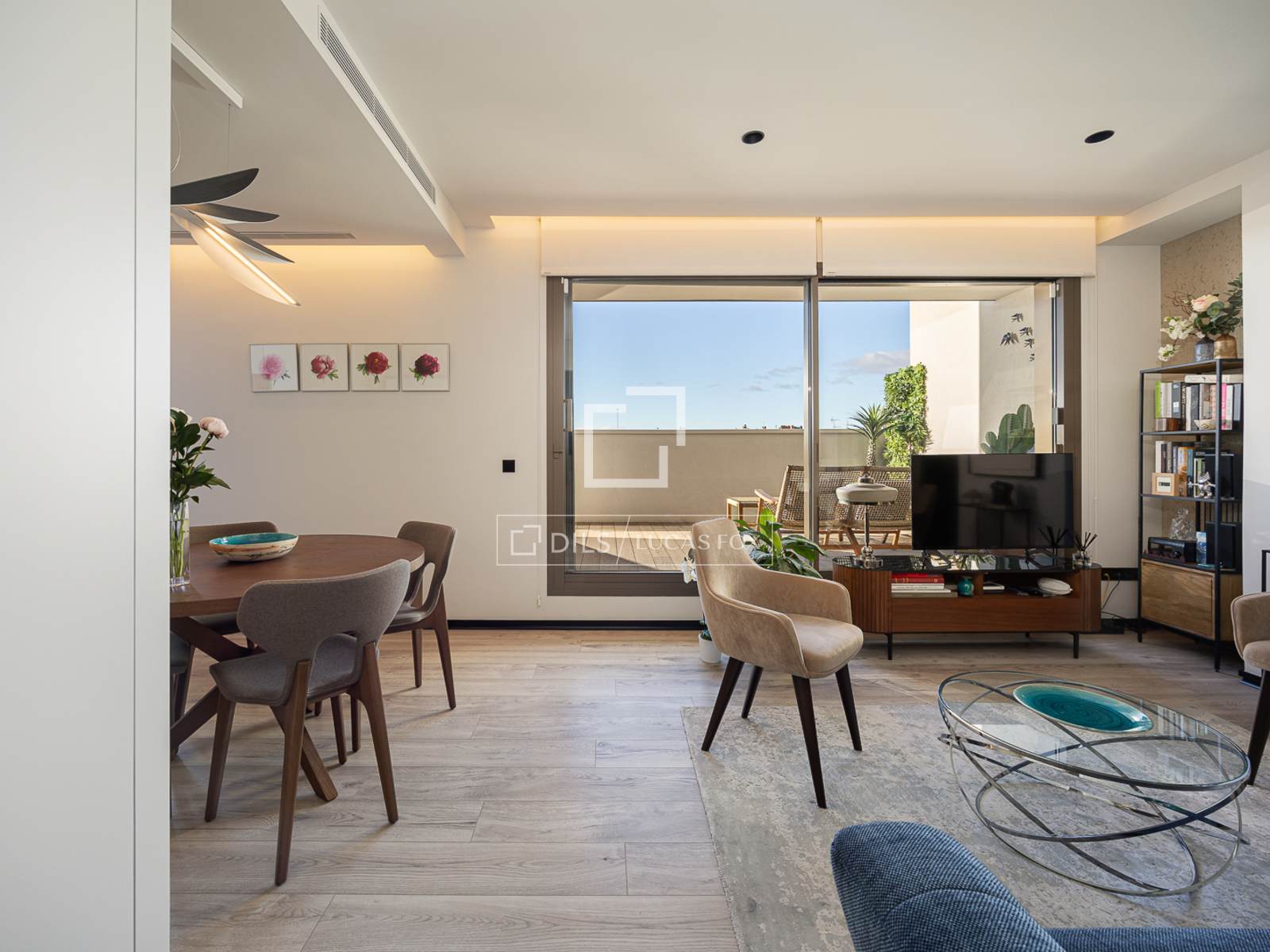 Takvåning i Barcelona, Spanien 1 sovrum, 58 kvm. Nr. 161450