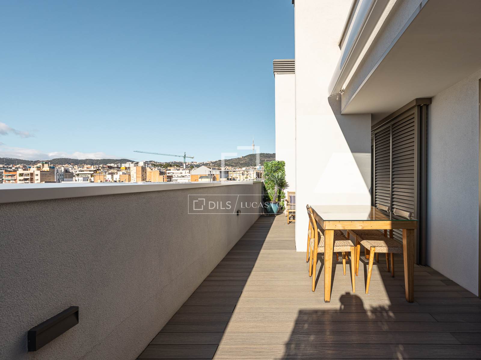 Takvåning i Barcelona, Spanien 1 sovrum, 58 kvm. Nr. 161450