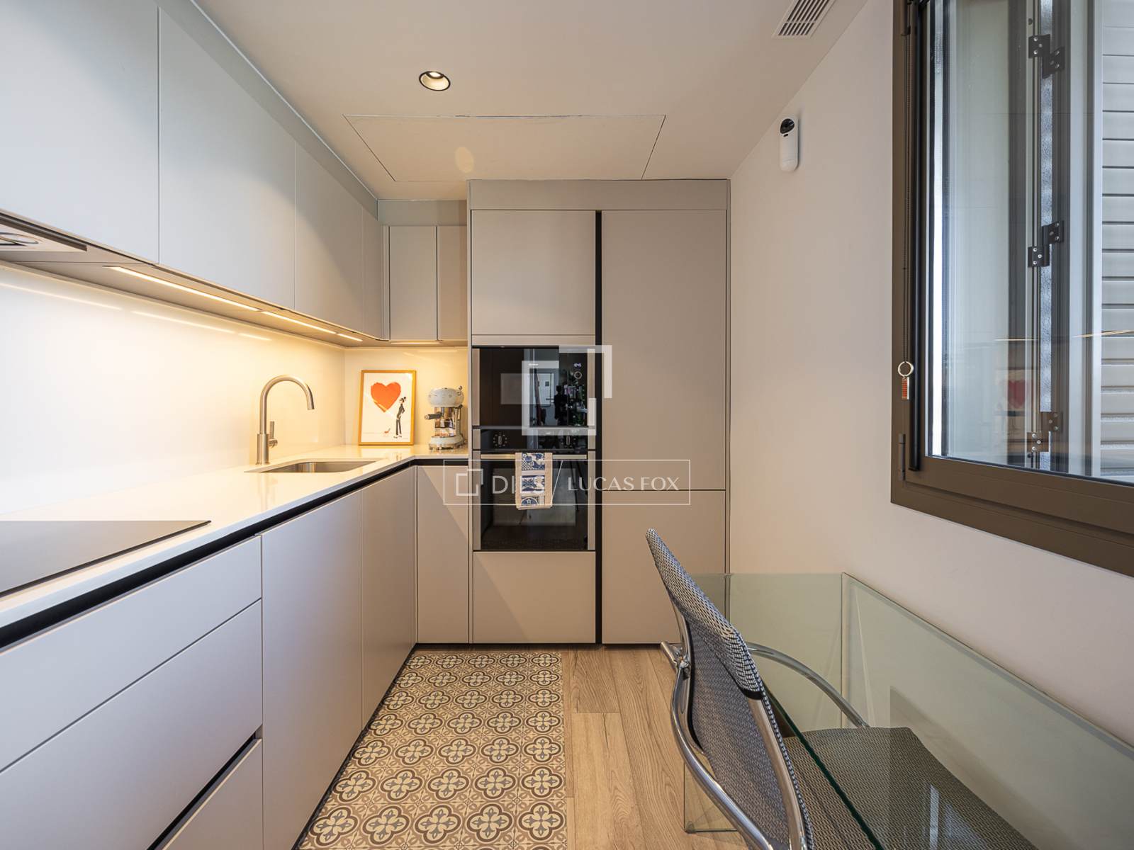 Takvåning i Barcelona, Spanien 1 sovrum, 58 kvm. Nr. 161450