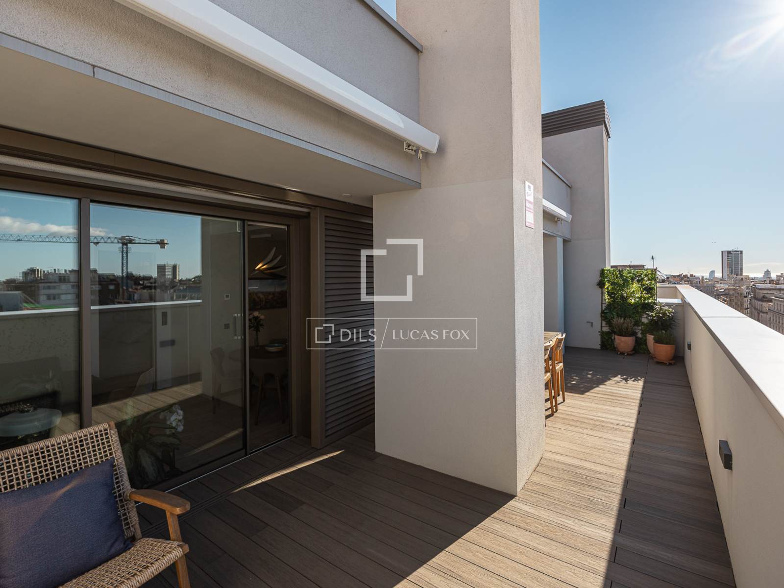 Takvåning i Barcelona, Spanien 1 sovrum, 58 kvm. Nr. 161450