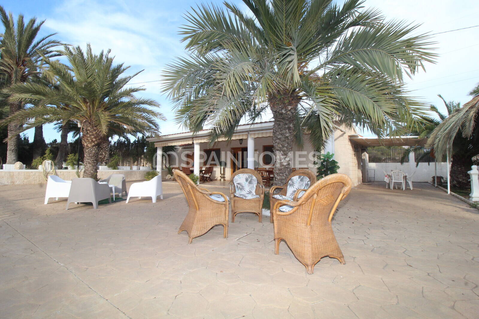 Huvila Elda, Alicante, Espanja 13 makuuhuonetta, 1806 m2 No. 193713