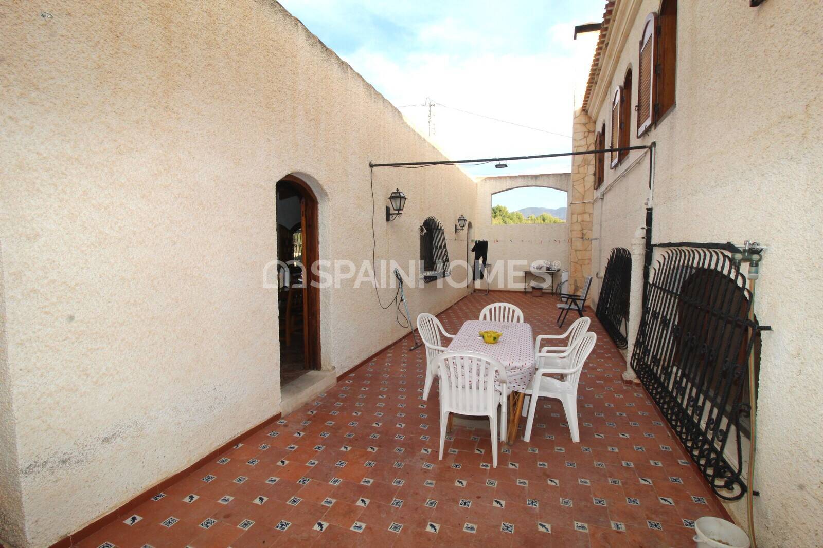 Huvila Elda, Alicante, Espanja 13 makuuhuonetta, 1806 m2 No. 193713