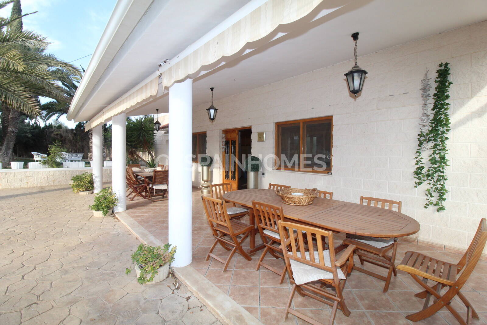 Huvila Elda, Alicante, Espanja 13 makuuhuonetta, 1806 m2 No. 193713
