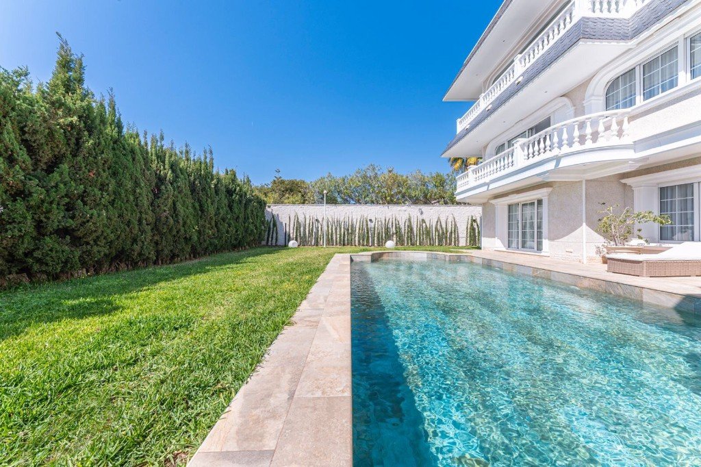 Villa in Alicante, Spanien 7 Schlafzimmer, 1126 m2 Nr. 145329