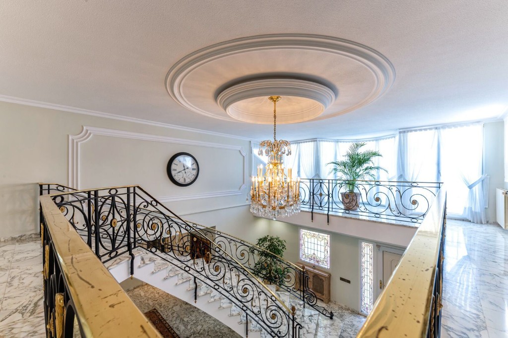 Villa in Alicante, Spanien 7 Schlafzimmer, 1126 m2 Nr. 145329