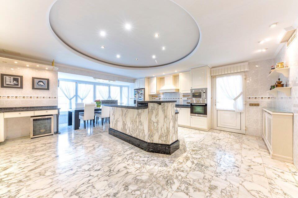 Villa in Alicante, Spanien 7 Schlafzimmer, 1126 m2 Nr. 145329