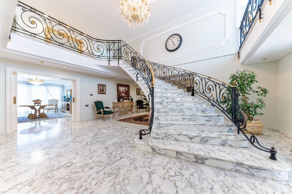 Villa in Alicante, Spanien 7 Schlafzimmer, 1126 m2 Nr. 145329