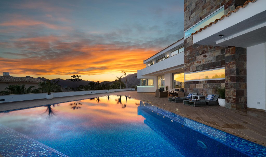 Villa i Altea, Alicante, Spanien 7 sovrum, 1677 kvm. Nr. 145330