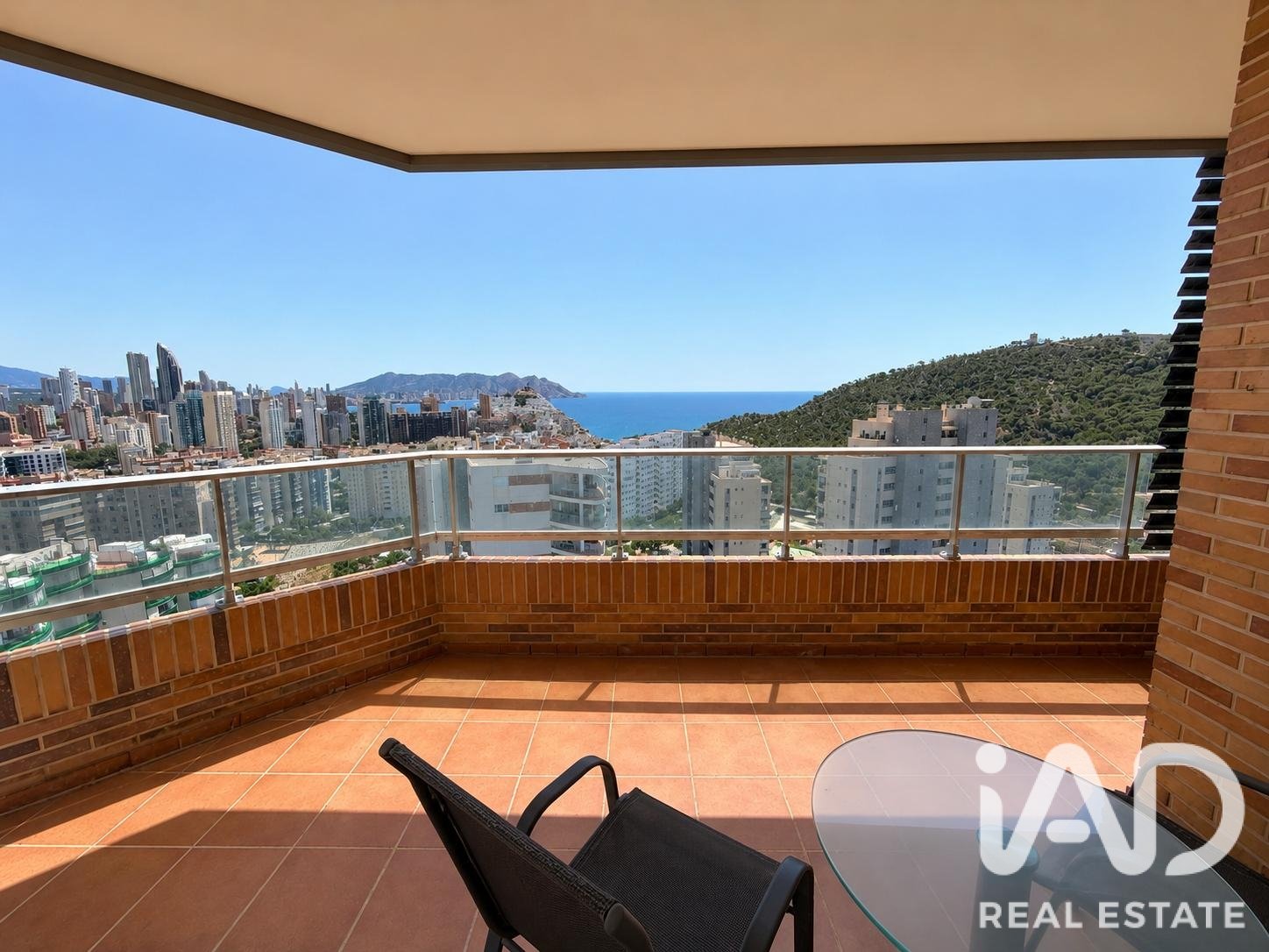 Apartamento en Villajoyosa, Alicante, España 2 dormitorios, 152 m2 No. 188100