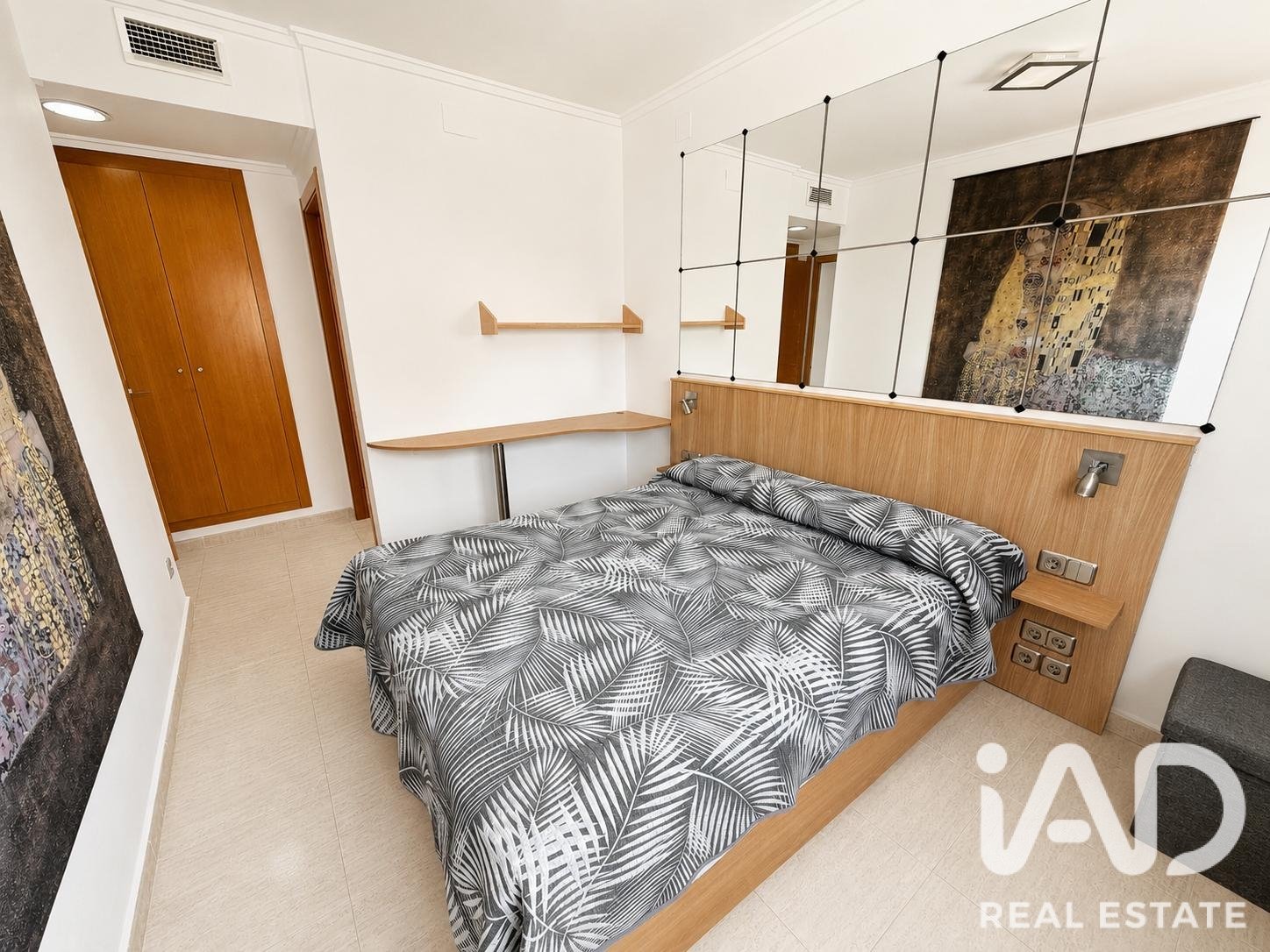 Apartamento en Villajoyosa, Alicante, España 2 dormitorios, 152 m2 No. 188100
