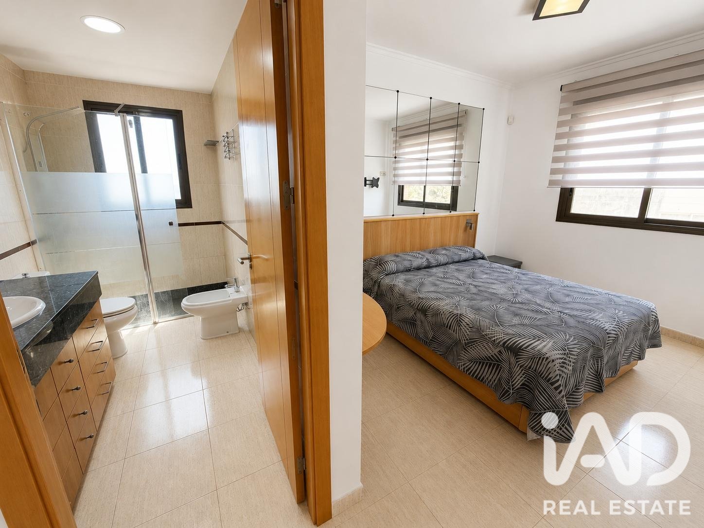 Apartamento en Villajoyosa, Alicante, España 2 dormitorios, 152 m2 No. 188100