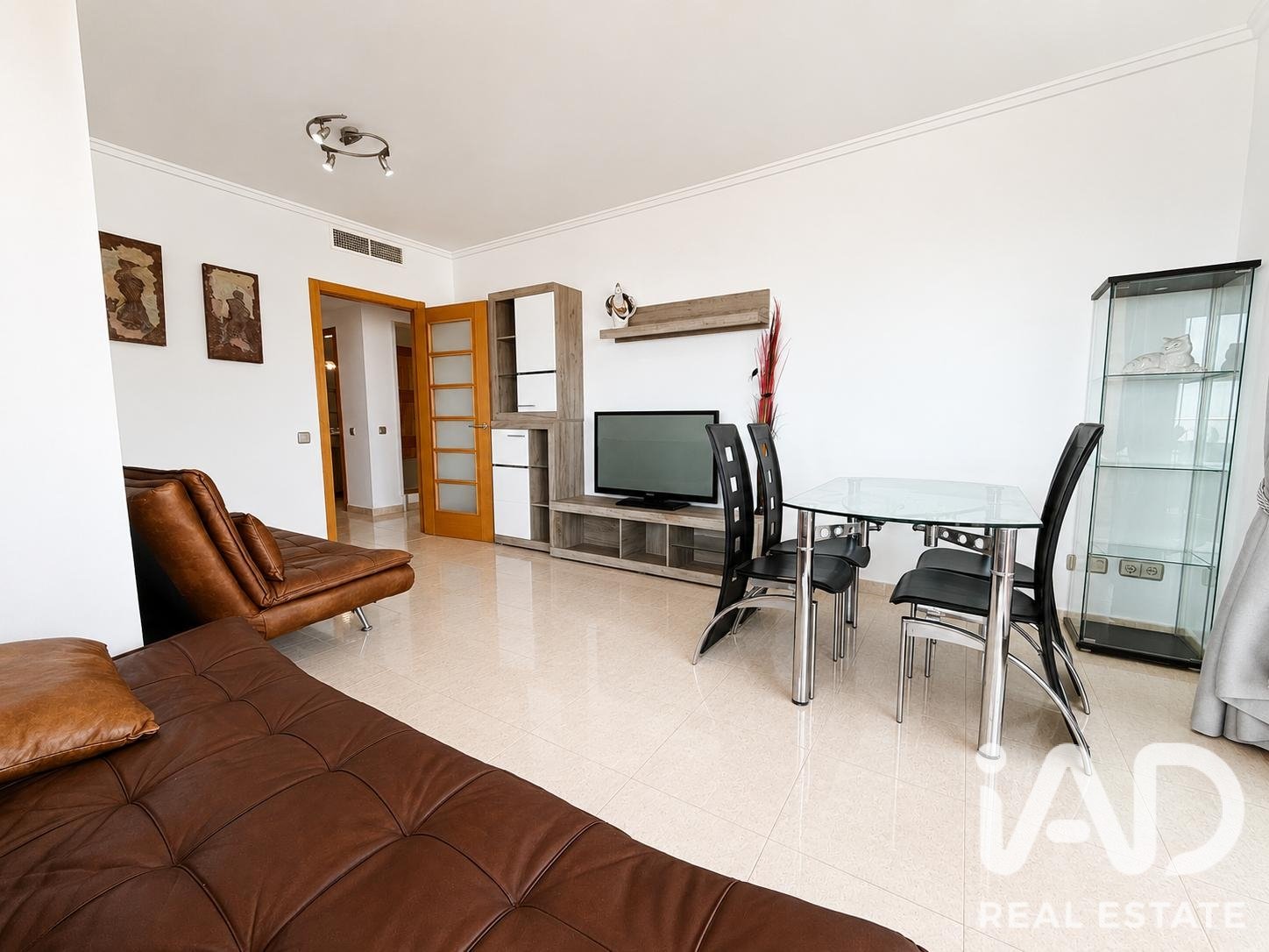 Apartamento en Villajoyosa, Alicante, España 2 dormitorios, 152 m2 No. 188100