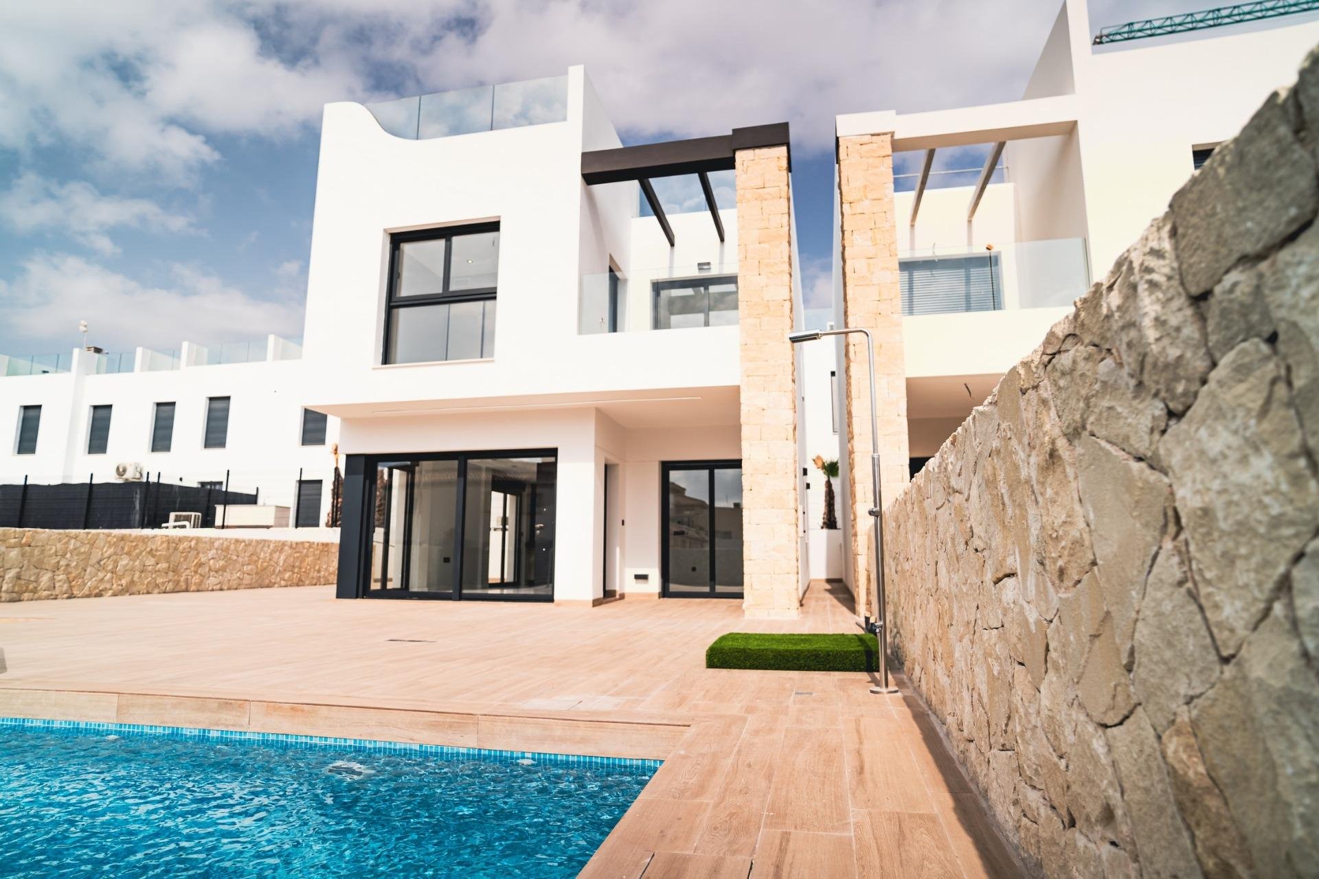 Villa en Punta Prima, Alicante, España 4 dormitorios, 121 m2 No. 142545