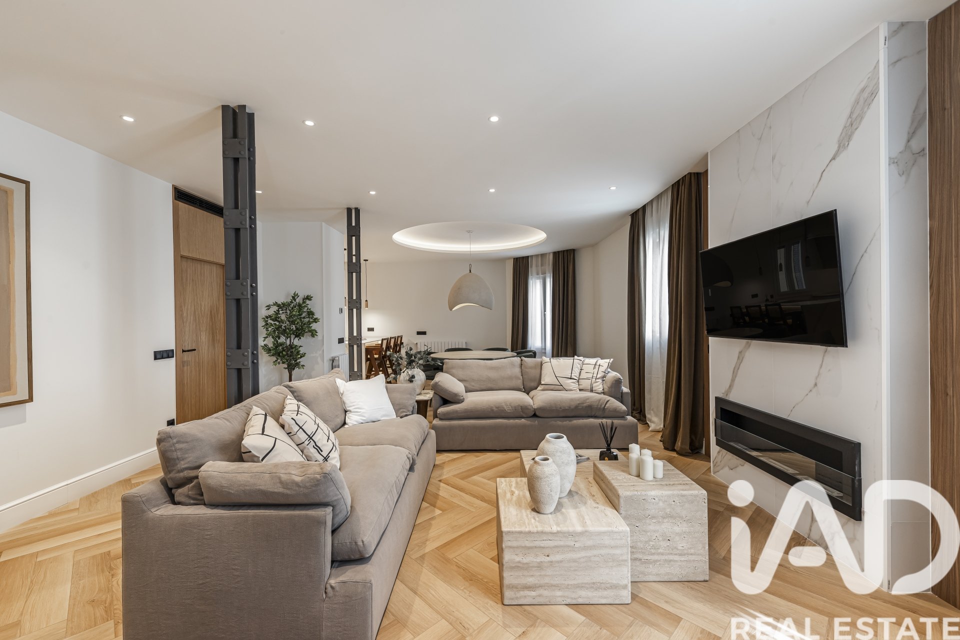 Apartment in Madrid, Spain 3 bedrooms, 192 sq.m. No. 172528