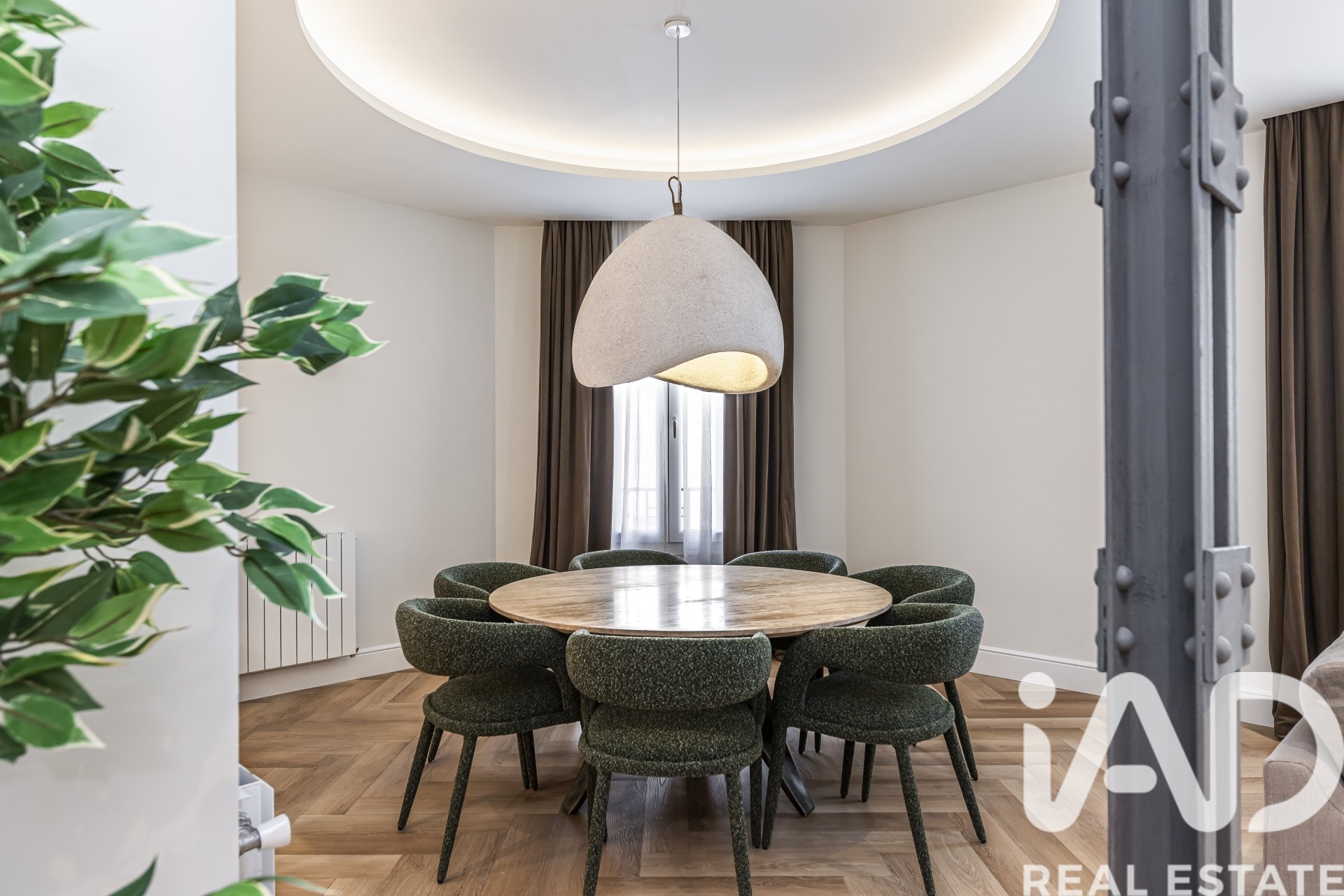 Apartment in Madrid, Spain 3 bedrooms, 192 sq.m. No. 172528
