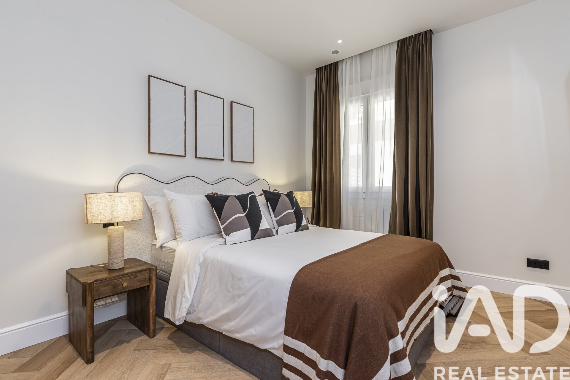 Apartment in Madrid, Spain 3 bedrooms, 192 sq.m. No. 172528