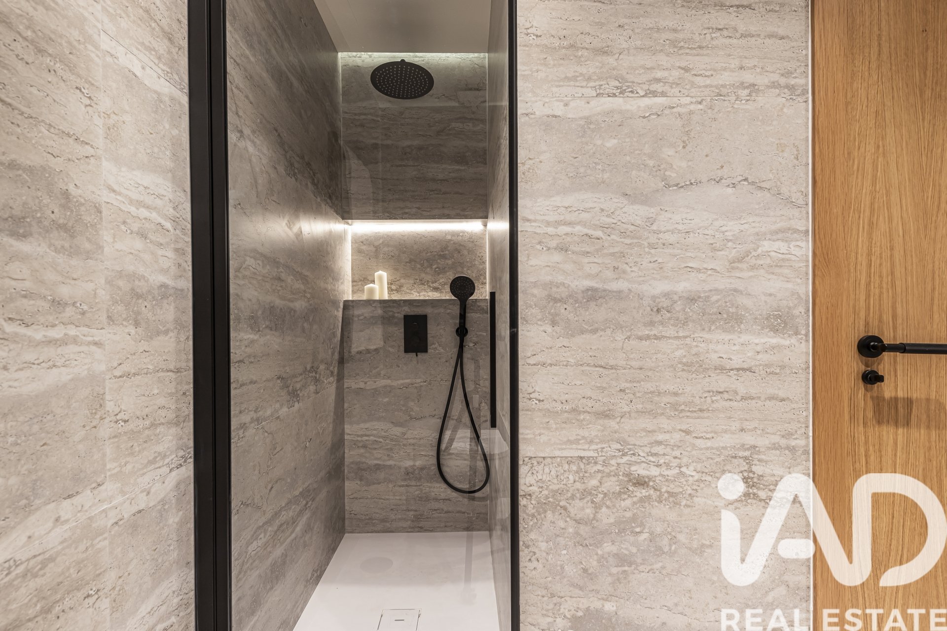Apartment in Madrid, Spain 3 bedrooms, 192 sq.m. No. 172528