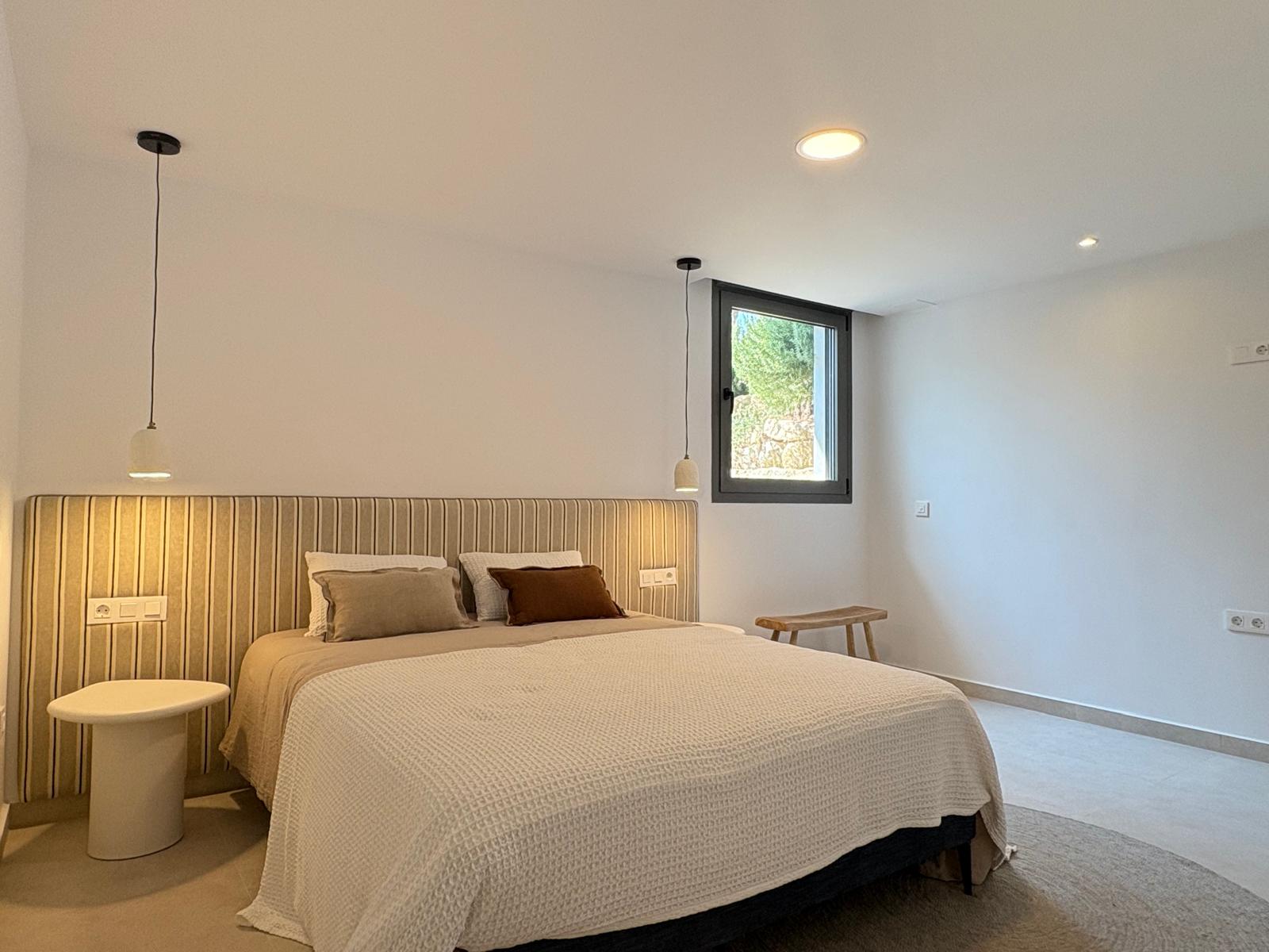 Villa a Finestrat, Alicante, Spagna 4 camere da letto, 244 mq. N° 133188