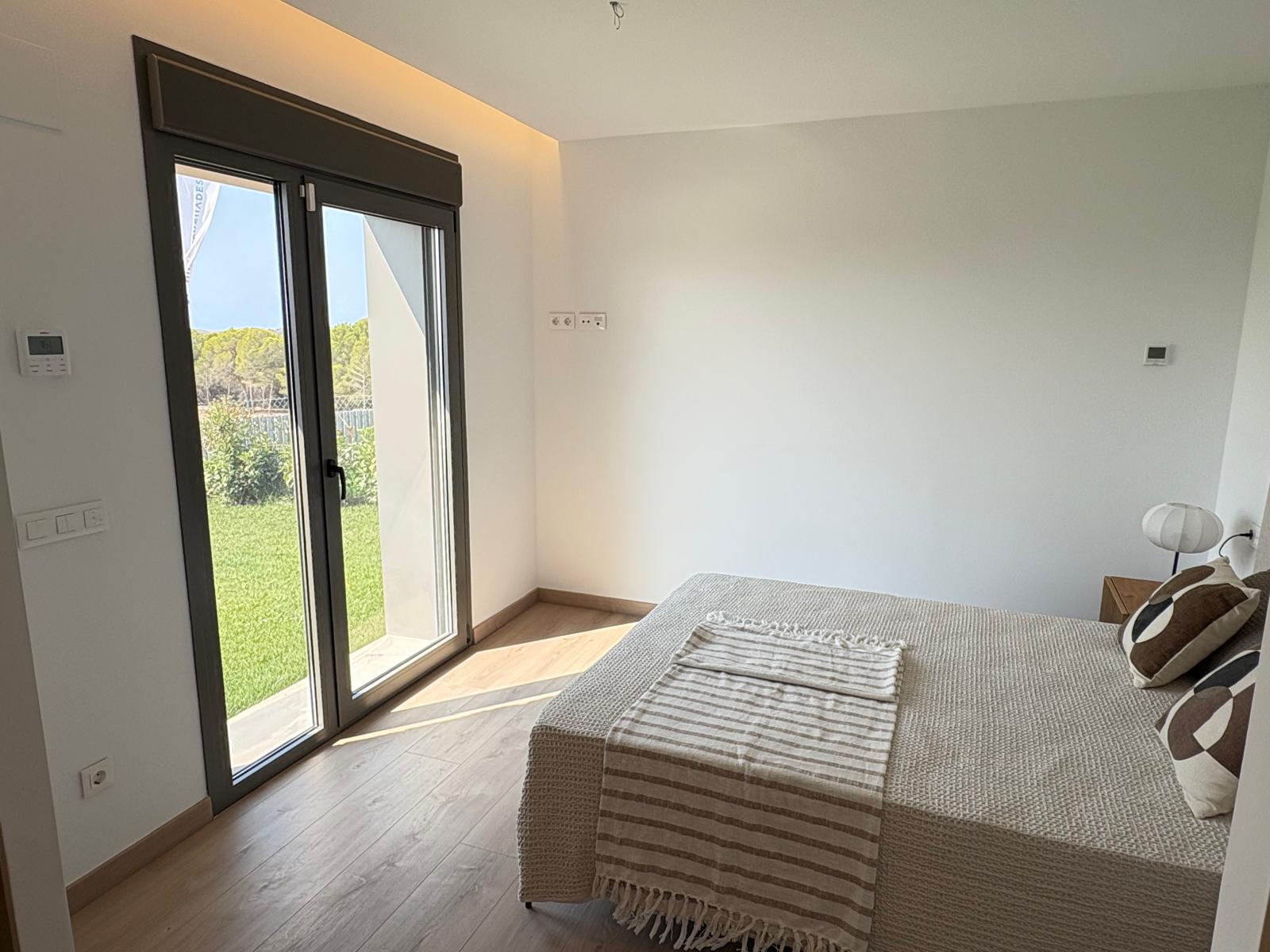 Villa a Finestrat, Alicante, Spagna 4 camere da letto, 244 mq. N° 133188