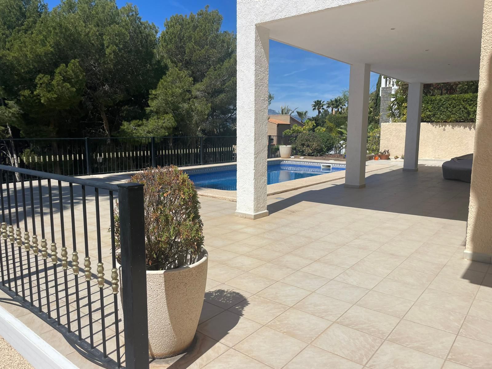 Villa en Altea, Alicante, España 3 dormitorios, 235 m2 No. 133187