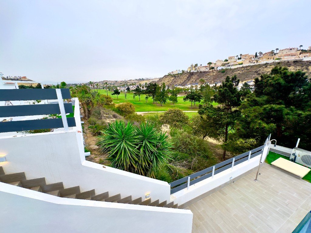 Villa i Ciudad Quesada, Alicante, Spanien 4 sovrum, 260 kvm. Nr. 145398