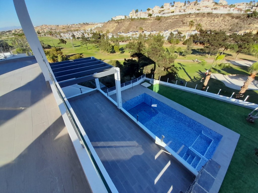 Villa i Ciudad Quesada, Alicante, Spanien 4 sovrum, 260 kvm. Nr. 145398