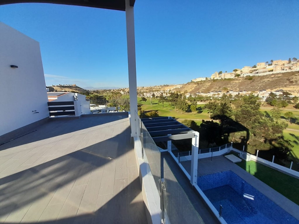 Villa i Ciudad Quesada, Alicante, Spanien 4 sovrum, 260 kvm. Nr. 145398