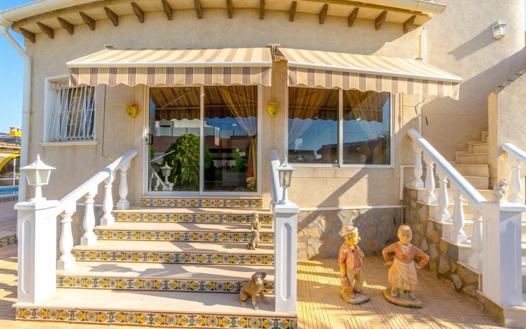 Villa i Ciudad Quesada, Alicante, Spanien 3 sovrum, 102 kvm. Nr. 145399