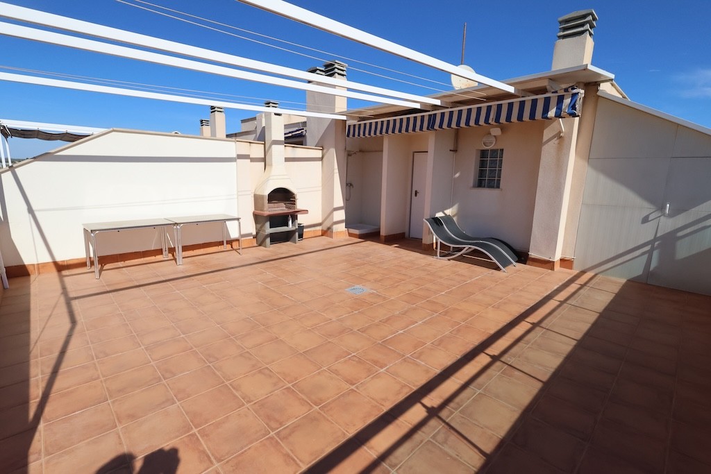 Lägenhet i Mil Palmeras, Alicante, Spanien 2 sovrum, 98 kvm. Nr. 145394
