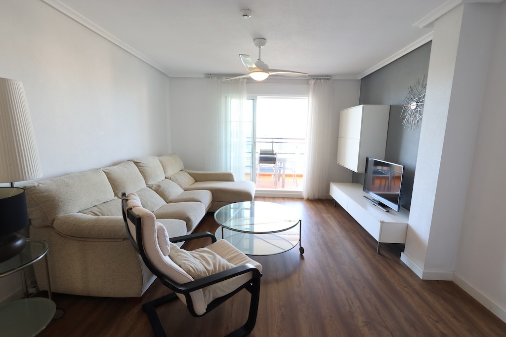 Lägenhet i Mil Palmeras, Alicante, Spanien 2 sovrum, 98 kvm. Nr. 145394