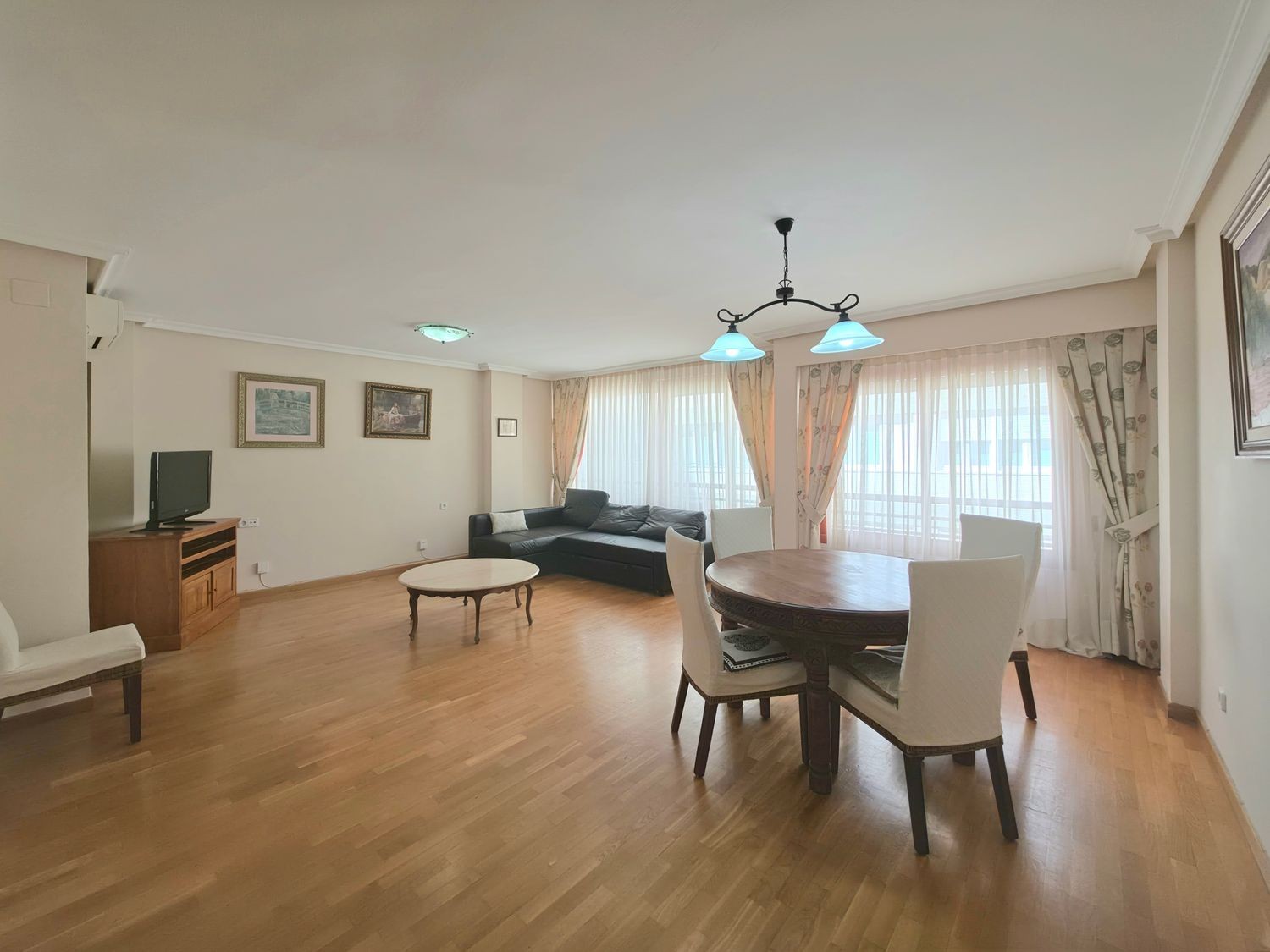 Apartment in Alicante, Spain 3 bedrooms, 102 sq.m. No. 194837