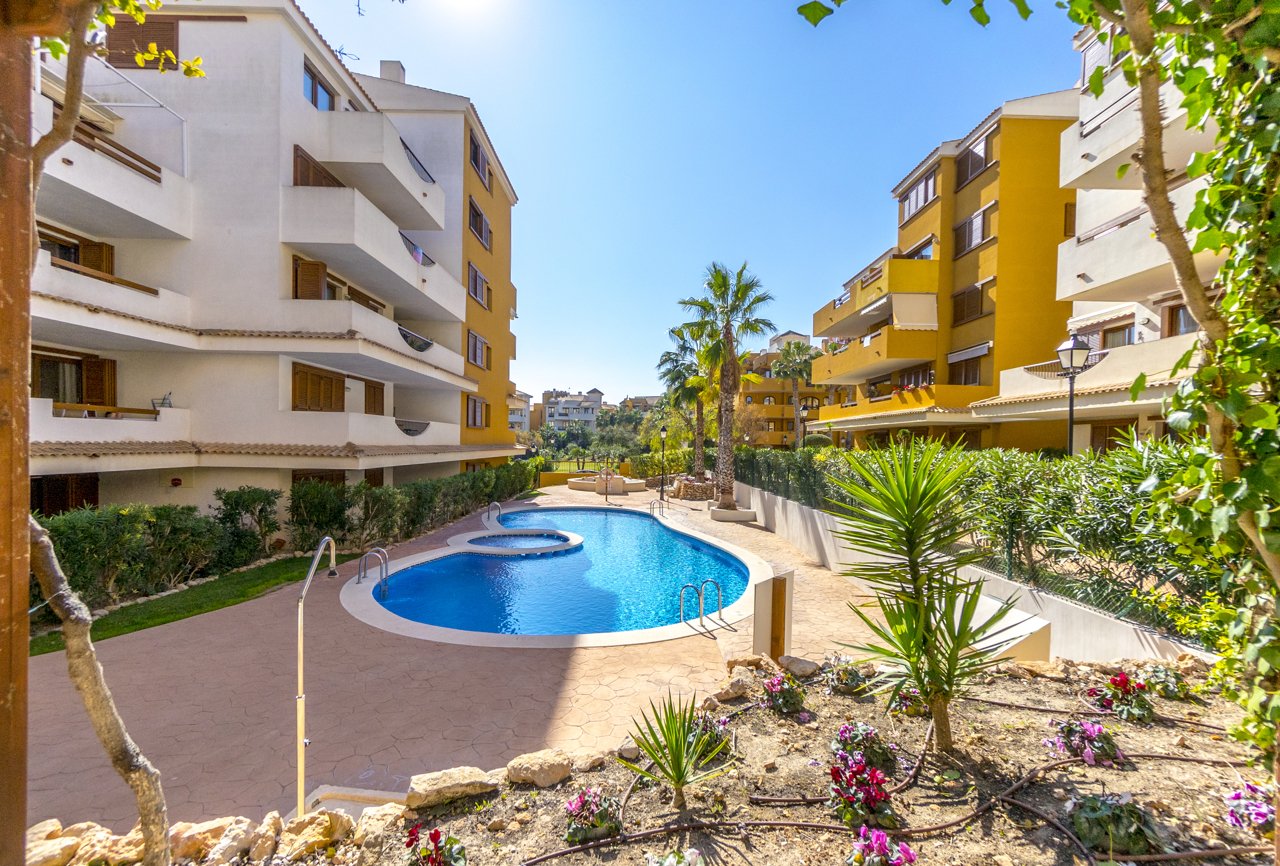 Lägenhet i Punta Prima, Alicante, Spanien 3 sovrum, 73 kvm. Nr. 194840