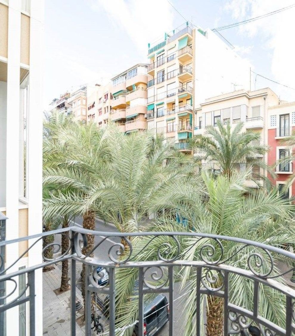 Huoneisto Alicante, Espanja 4 makuuhuonetta, 134 m2 No. 194838