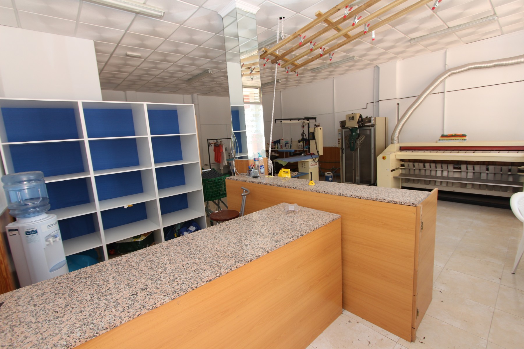 Gewerbeimmobilien in La Marina, Alicante, Spanien 60 m2 Nr. 183924