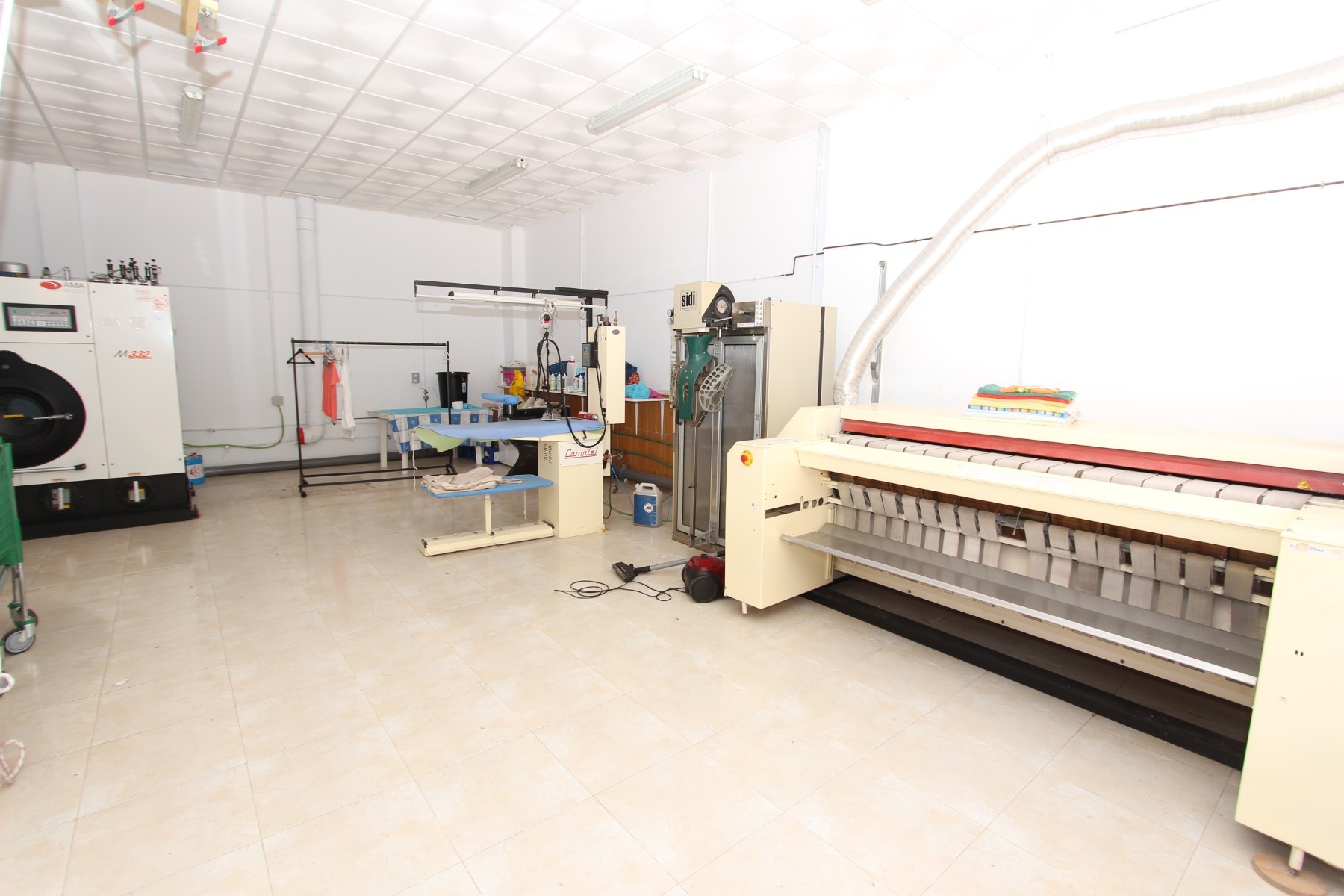 Gewerbeimmobilien in La Marina, Alicante, Spanien 60 m2 Nr. 183924