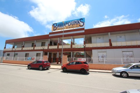 Commercial property in La Marina, Alicante, Spain 60 sq.m. No. 183924
