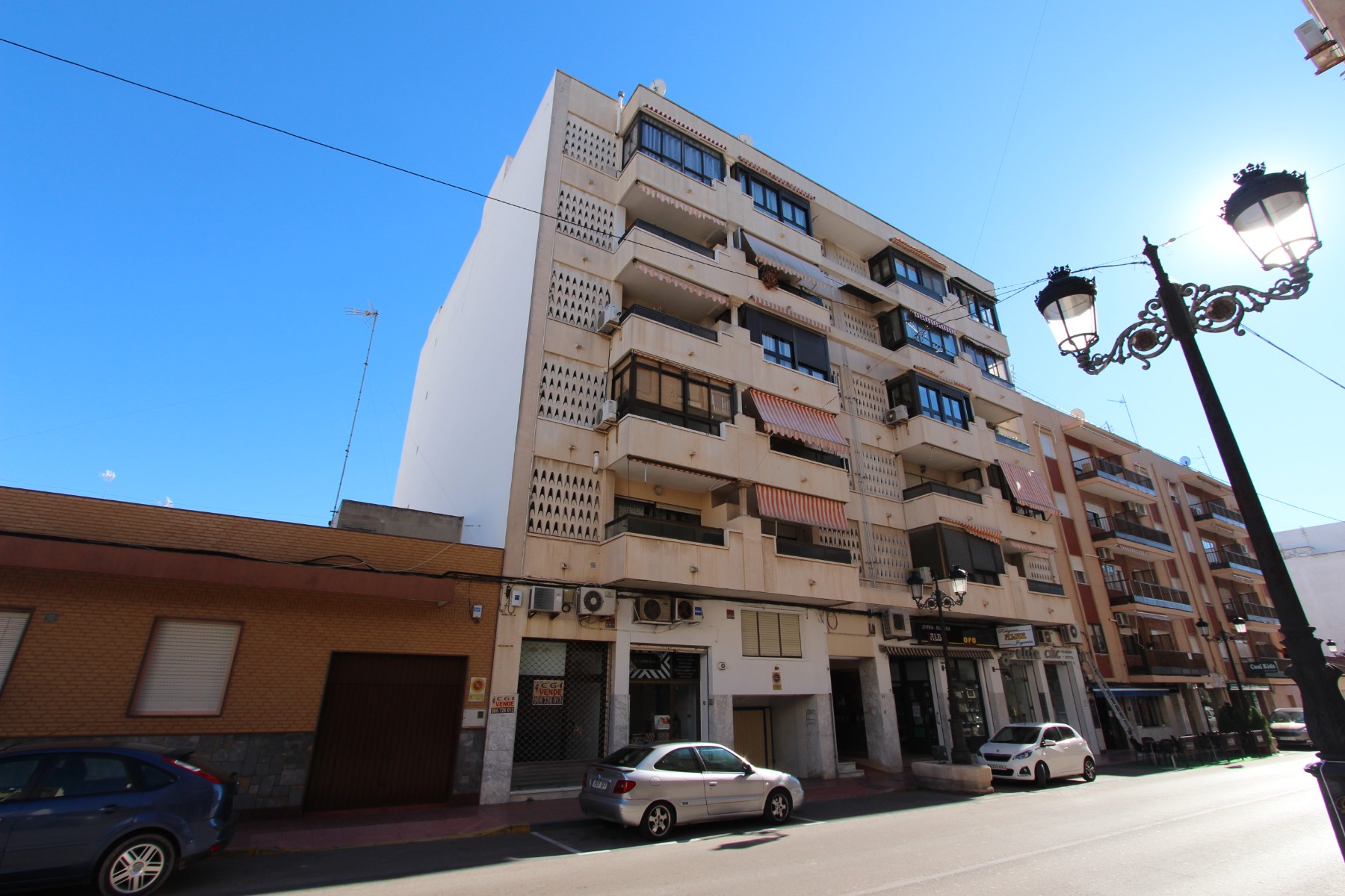 Apartment in Guardamar del Segura, Alicante, Spain 4 bedrooms, 139 sq.m. No. 183923
