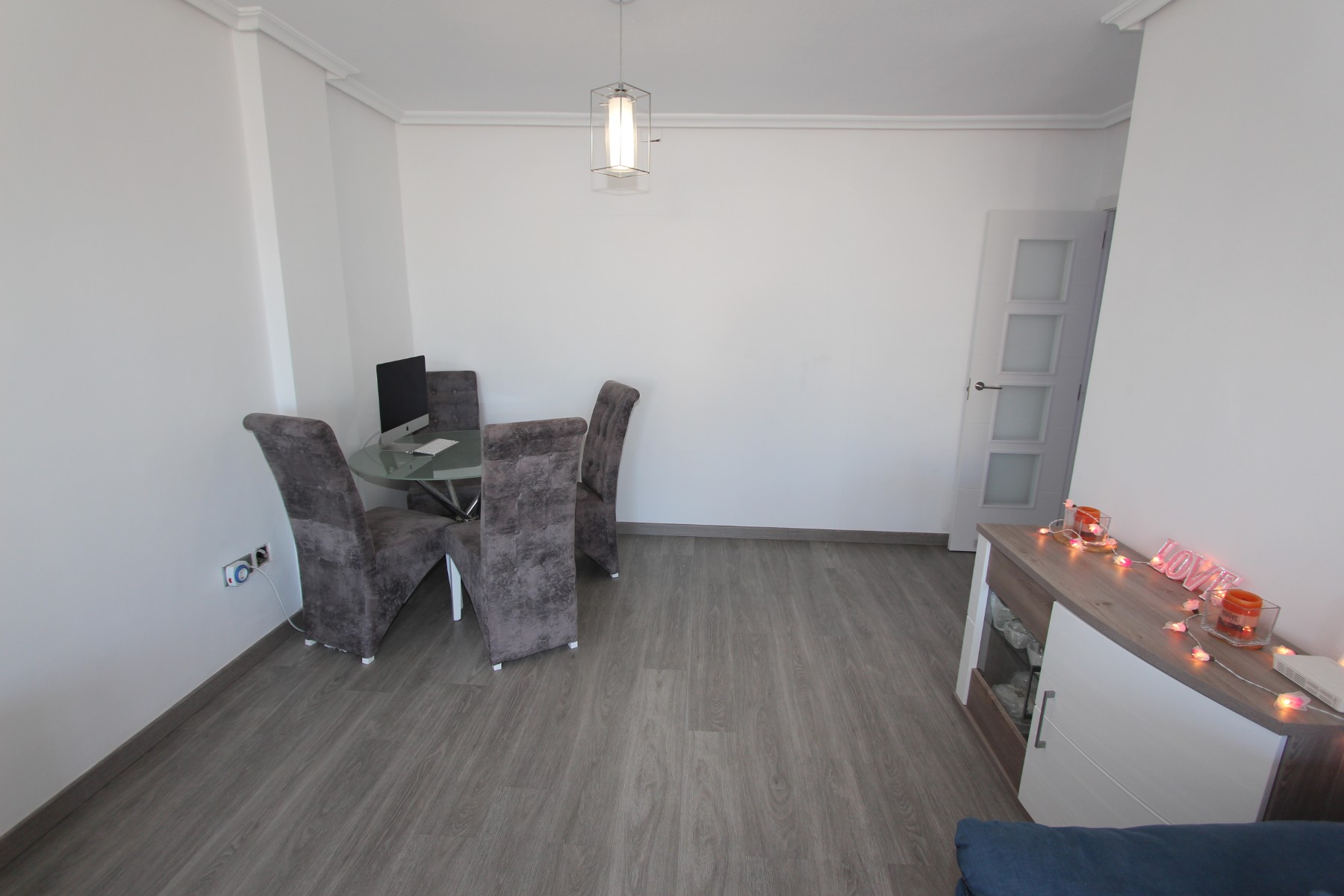 Apartment in Guardamar del Segura, Alicante, Spain 4 bedrooms, 139 sq.m. No. 183923