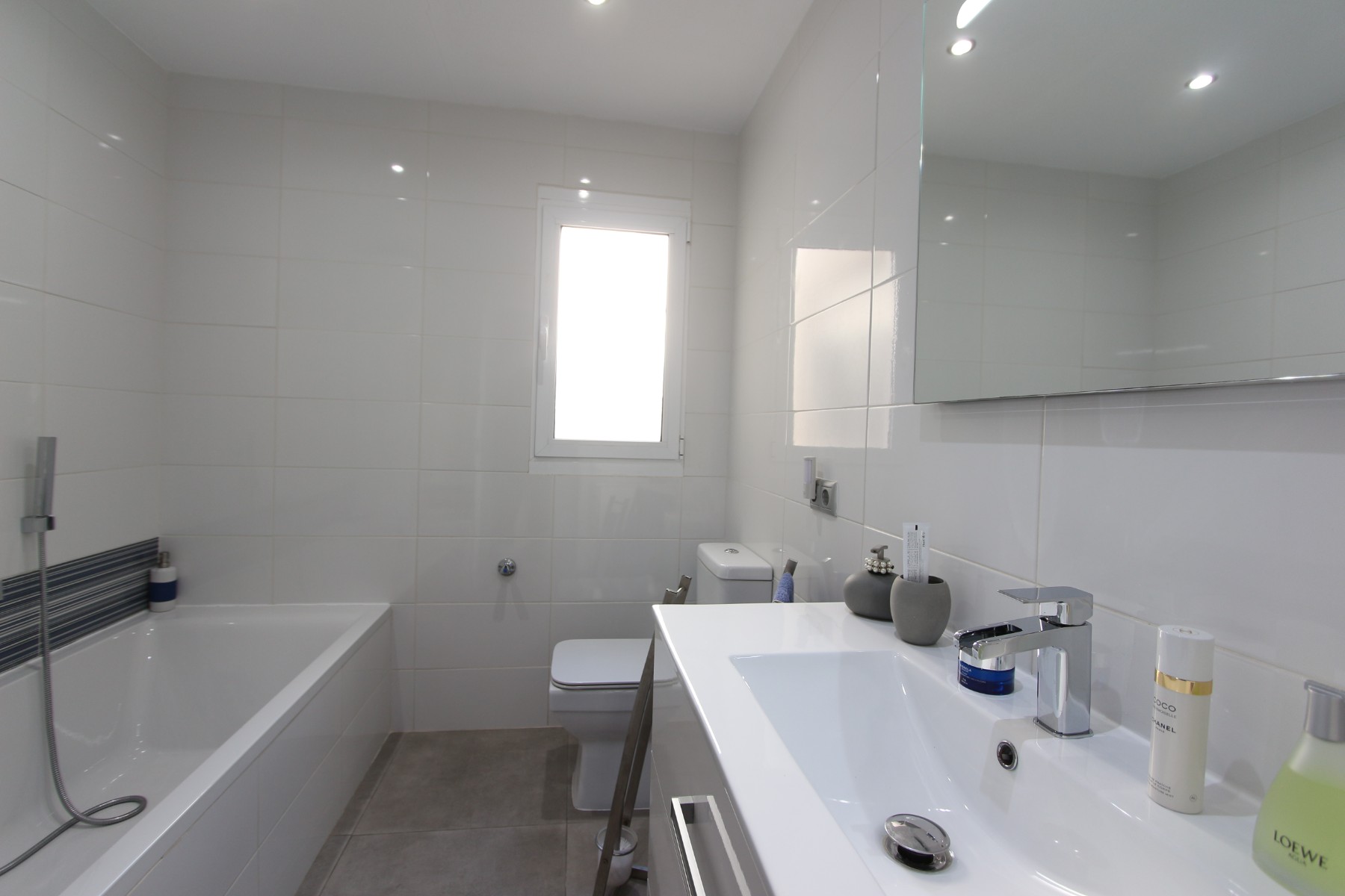Apartment in Guardamar del Segura, Alicante, Spain 4 bedrooms, 139 sq.m. No. 183923