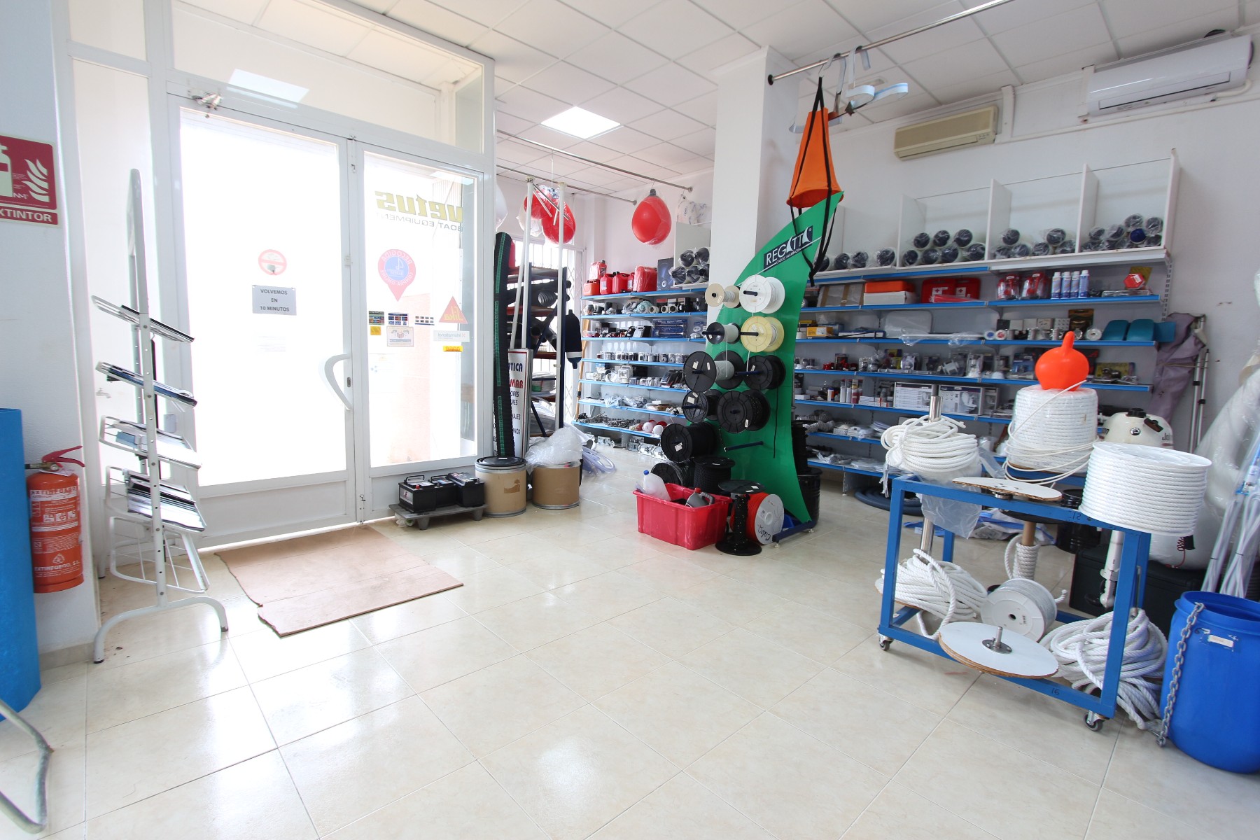 Lokal usługowy w Guardamar del Segura, Alicante, Hiszpania 1 sypialnia, 134 mkw. nr 183921