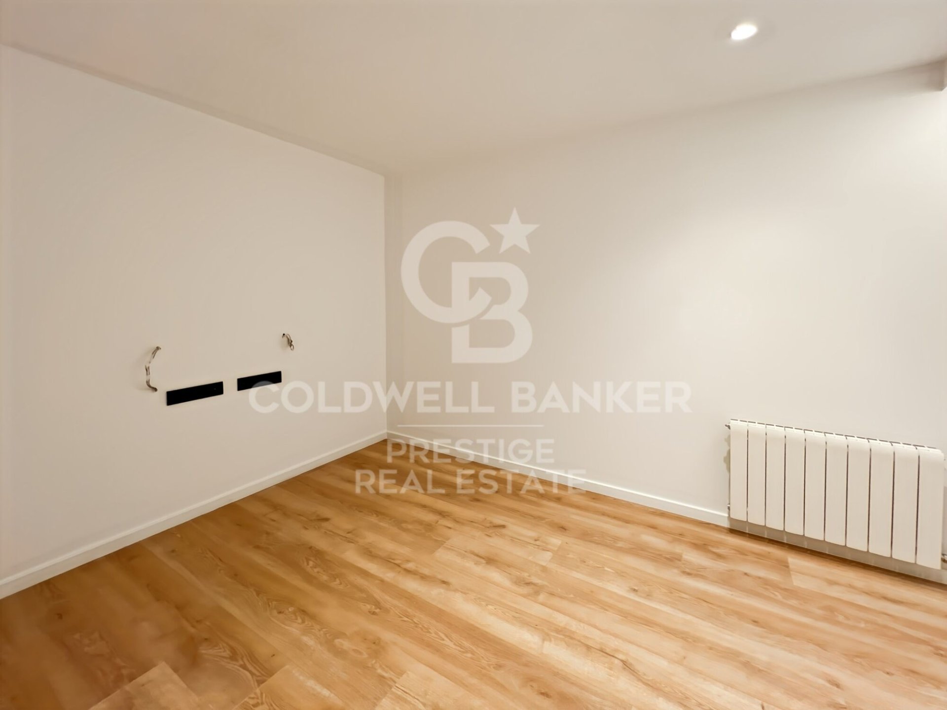 Apartment in Barcelona, Spain 4 bedrooms, 150 sq.m. No. 160002
