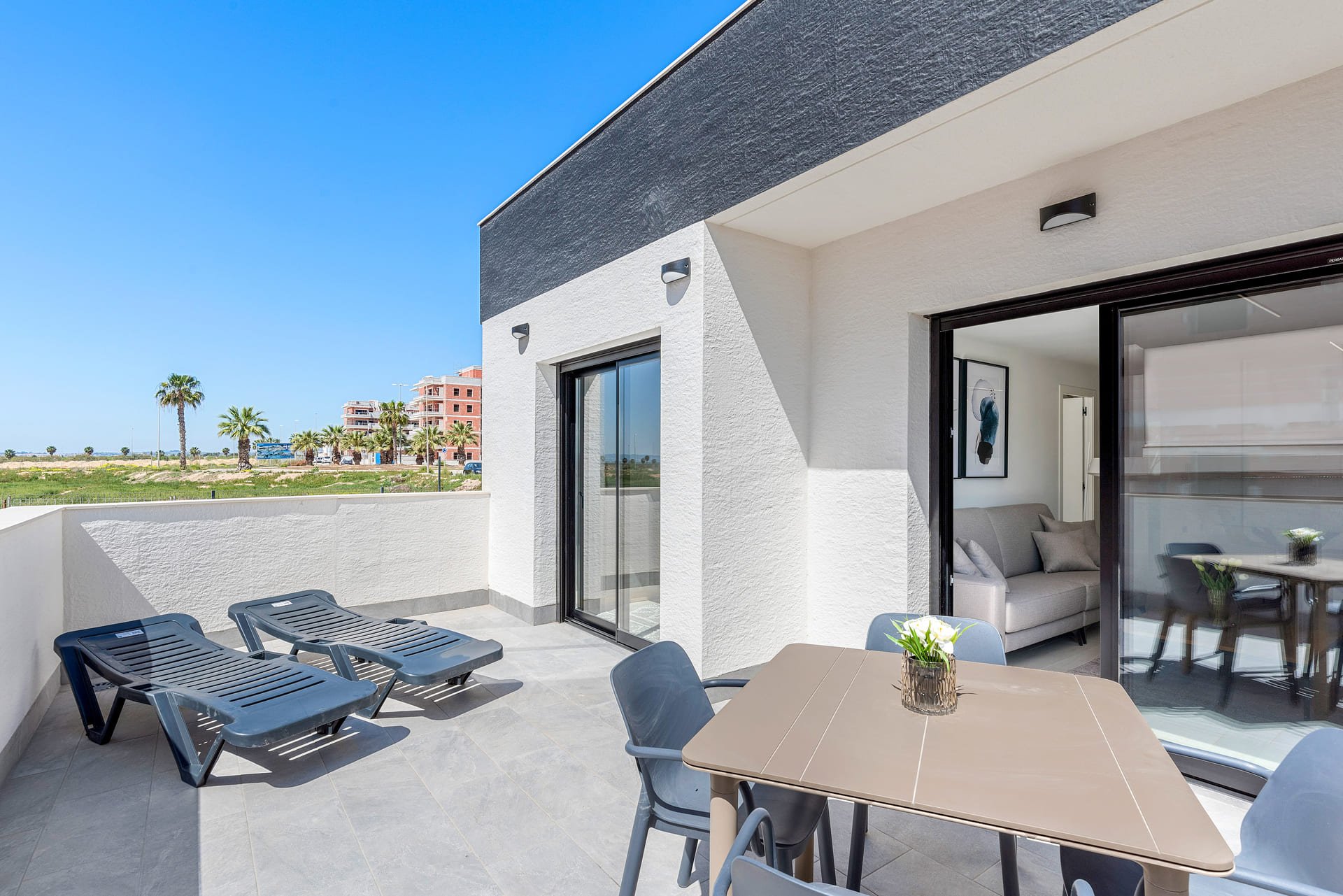 Bungalow in Guardamar del Segura, Alicante, Spain 2 bedrooms, 86 sq.m. No. 181107