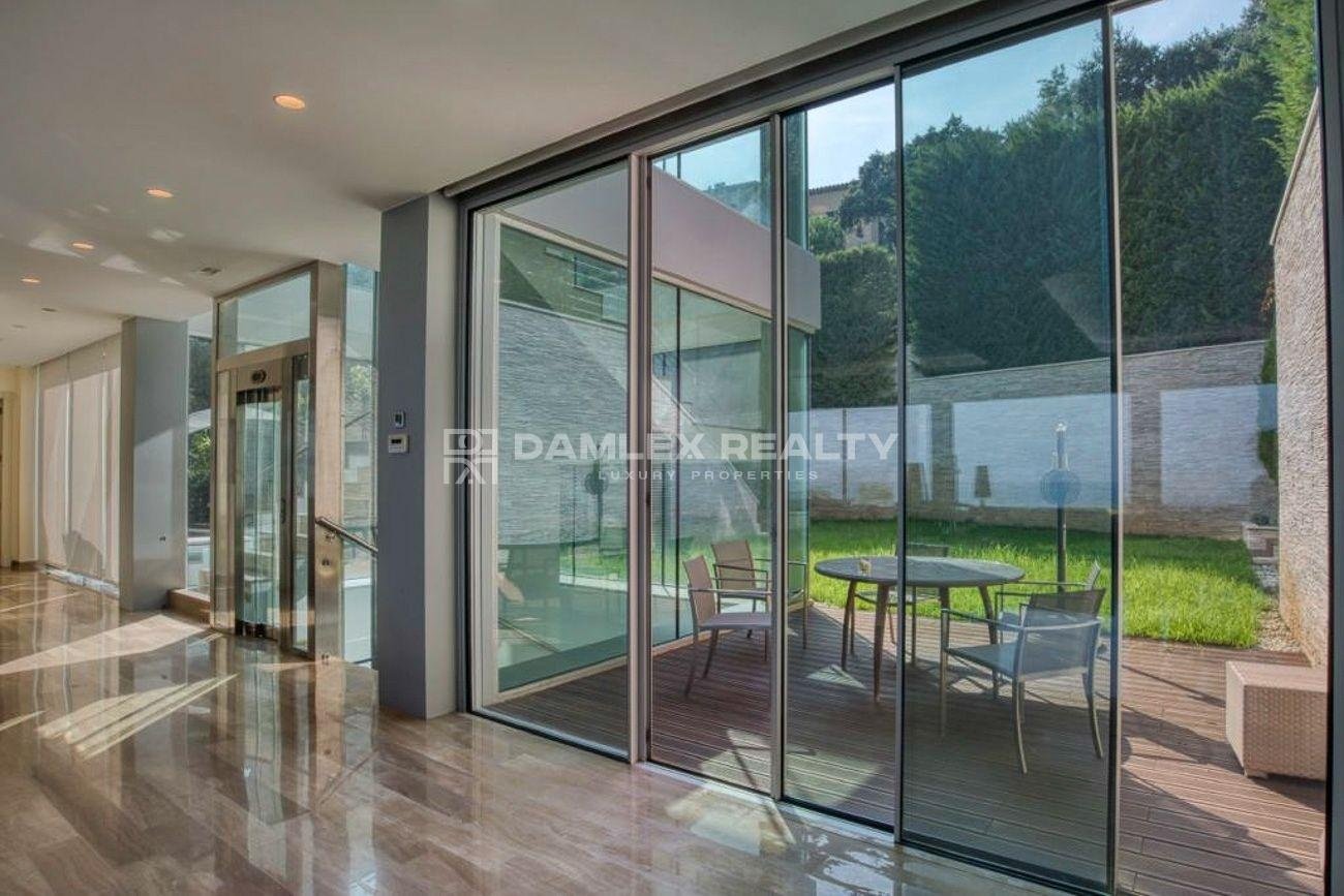 Villa i Sant Feliu de Guixols, Girona, Spanien 6 sovrum,  Nr. 176674