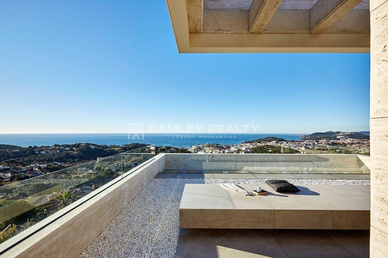 Villa en Lloret de Mar, Gerona, España 4 dormitorios,  No. 176677