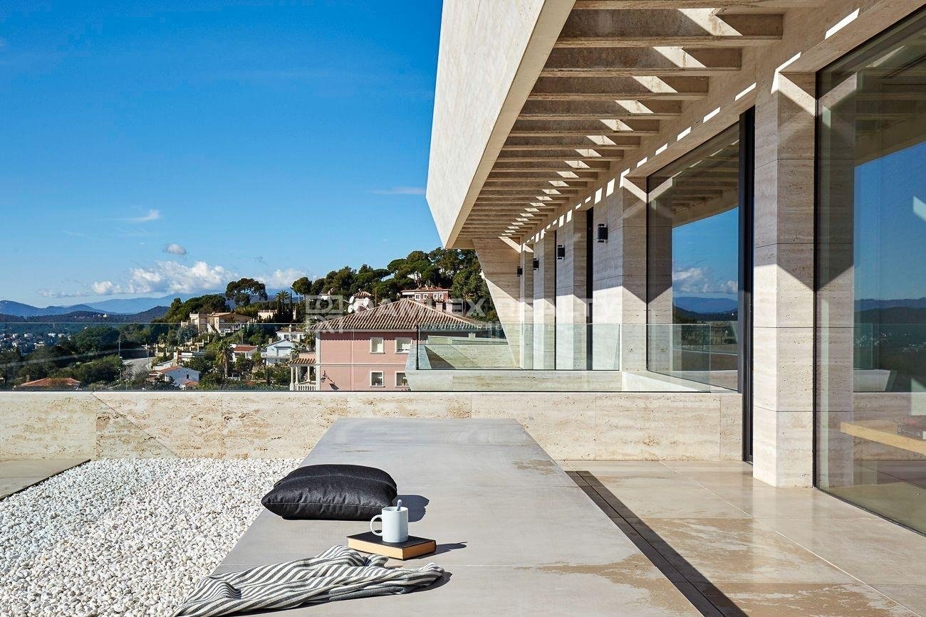 Villa en Lloret de Mar, Gerona, España 4 dormitorios,  No. 176677